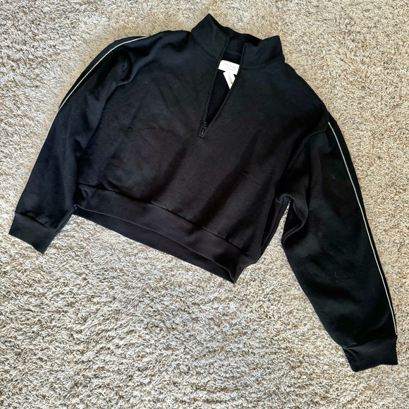 Victoria's Secret Tops - *NWT* Victoria’s Secret - Women’s (XL) Black Hoodie with Rhinestone Detail